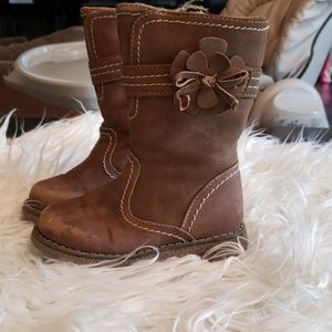 Cutest boots ever!!